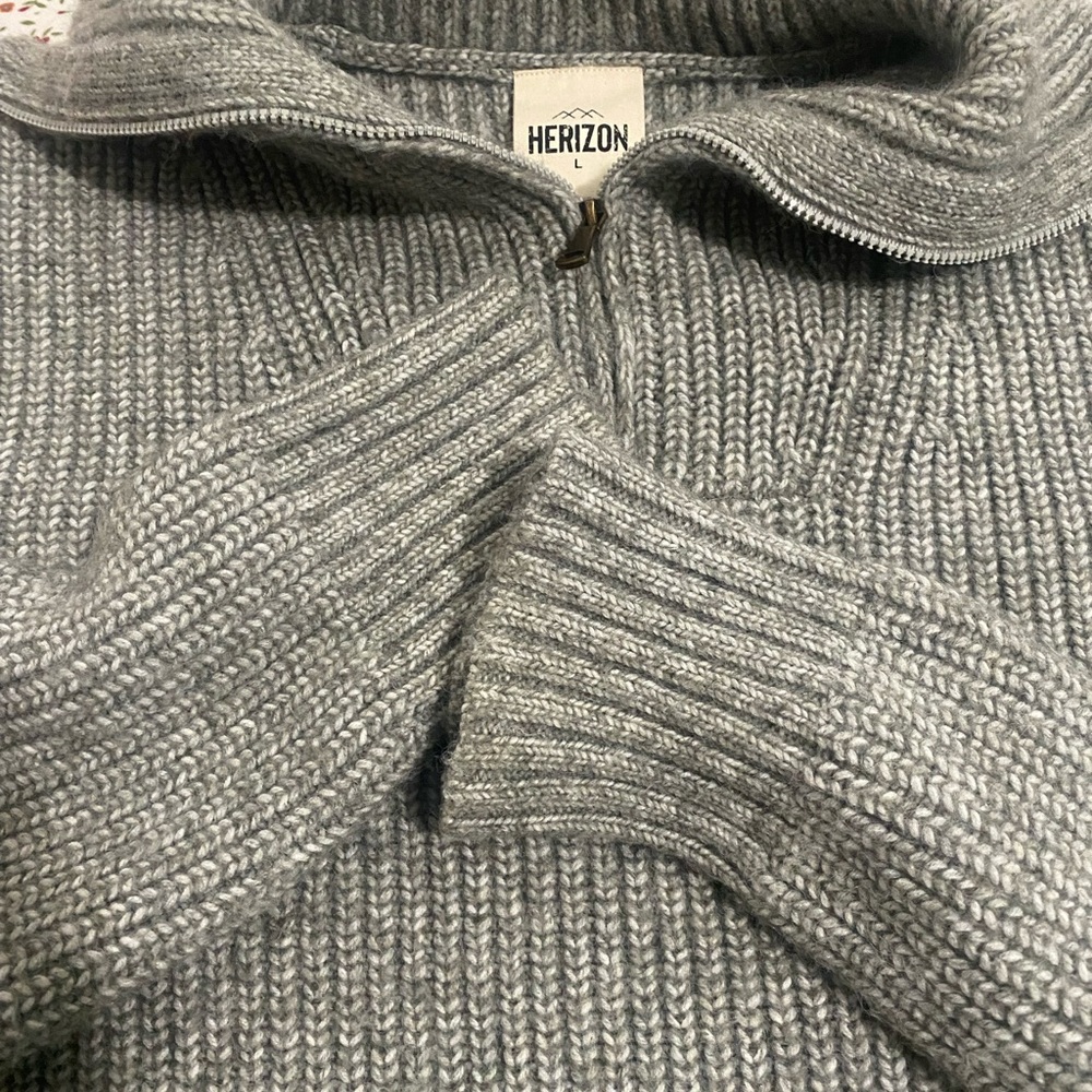 Herizon Gray Turtleneck Sweater for Women